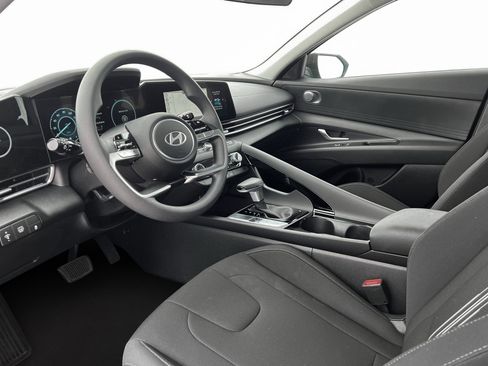 New 2025 Hyundai Elantra Blue image 14