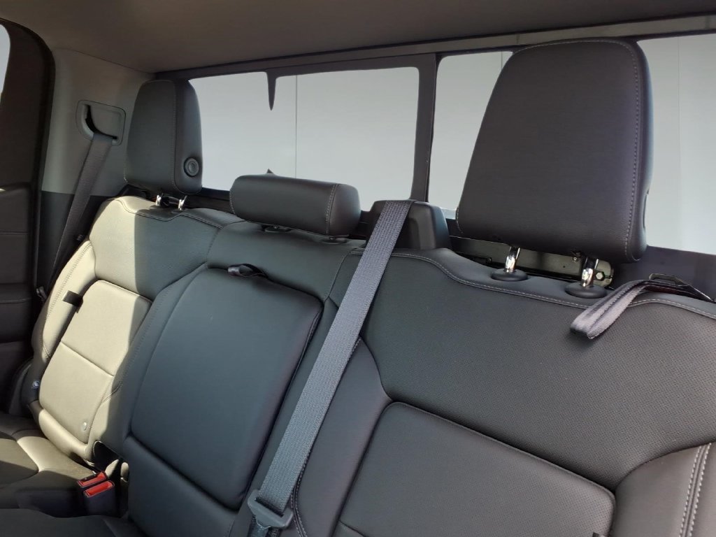 Used 2020 GMC Sierra 1500 SLT AWD/4WD image 11