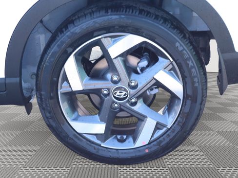 New 2026 Hyundai Venue SEL FWD image 5