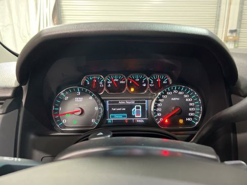 Used 2018 Chevrolet Tahoe LT image 31