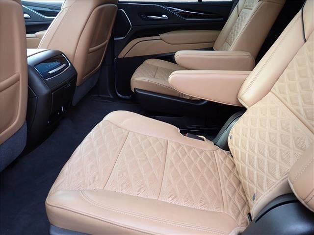 Used 2024 Cadillac Escalade Sport w/ Touring Package AWD/4WD image 9