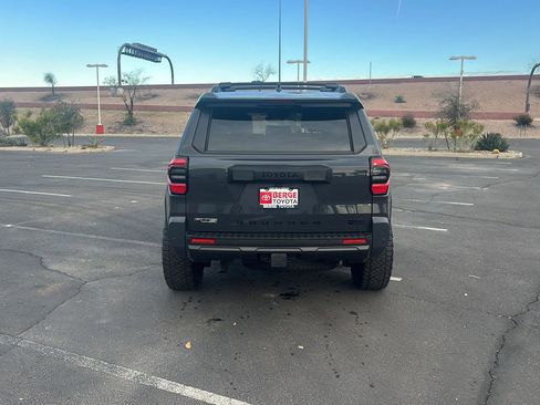 Used 2025 Toyota 4Runner TRD Off-Road image 5