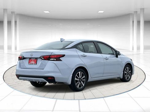 Used 2025 Nissan Versa SV w/ Trunk Package image 4