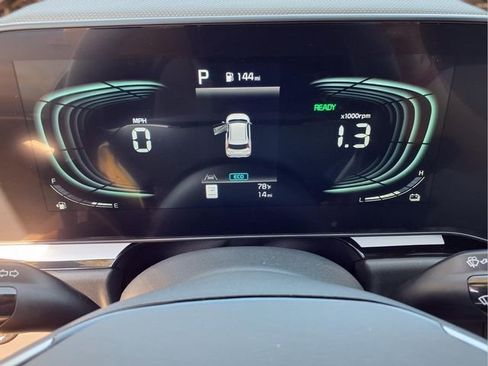 New 2026 Kia Niro SX image 11