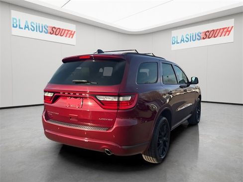 Used 2016 Dodge Durango Limited w/ Premium Group image 2