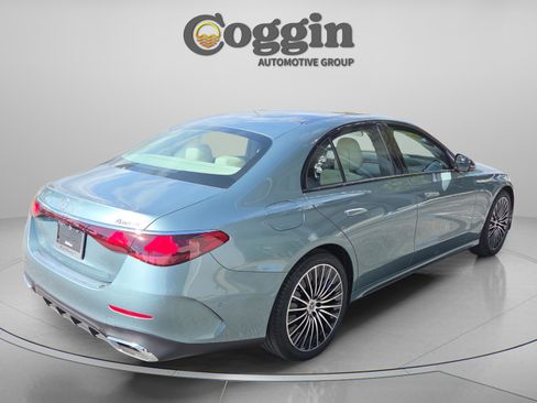 New 2026 Mercedes-Benz E 350 4MATIC Sedan image 5