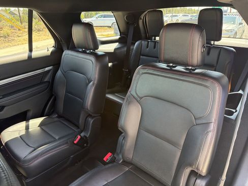 Used 2018 Ford Explorer Sport w/ Equipment Group 401A AWD/4WD image 22
