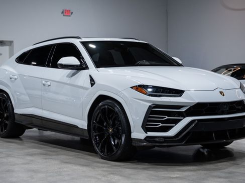 Used 2022 Lamborghini Urus AWD/4WD image 14