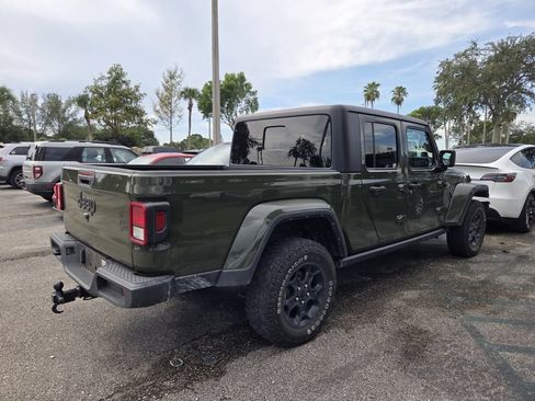 Used 2023 Jeep Gladiator Sport AWD/4WD image 5