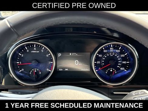 Used 2024 Kia Carnival EX FWD image 27