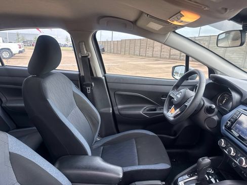 Certified 2025 Nissan Versa SV FWD image 30