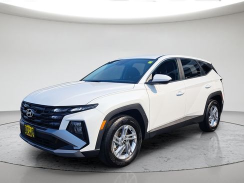 Used 2026 Hyundai Tucson SE AWD/4WD image 7