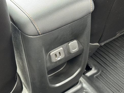 Used 2022 GMC Canyon AT4 w/ Trailering Package AWD/4WD image 14