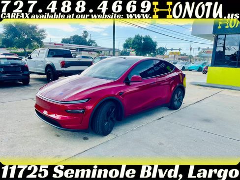 Used 2026 Tesla Model Y AWD image 3