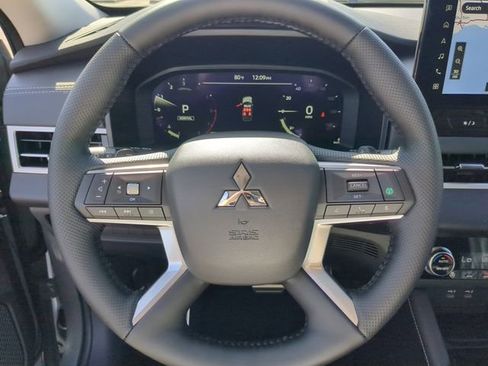 New 2026 Mitsubishi Outlander SEL FWD image 35