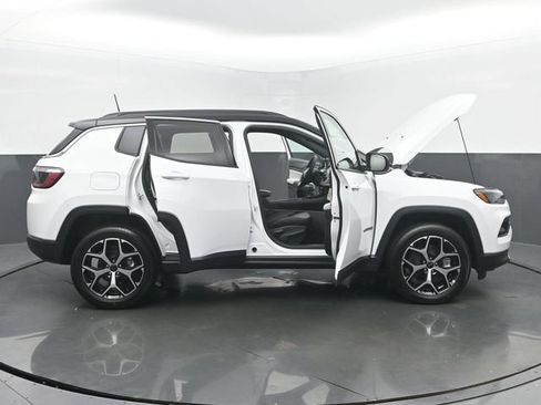New 2026 Jeep Compass Limited AWD/4WD image 59