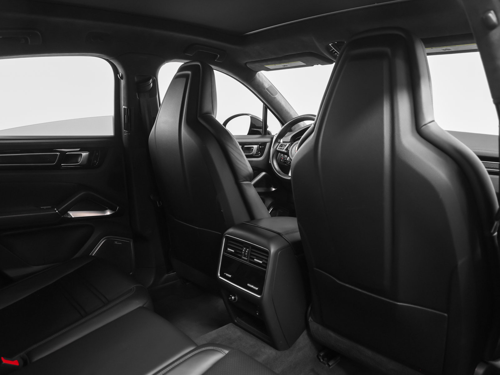 Certified 2021 Porsche Cayenne Turbo AWD/4WD image 28
