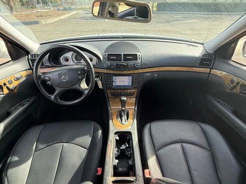 Used 2008 Mercedes-Benz E 350 Sedan image 9