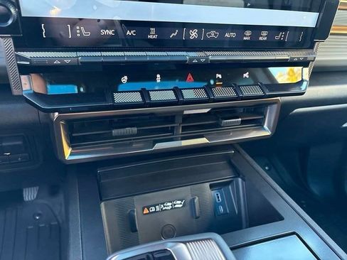 New 2025 GMC Hummer EV 3X image 37