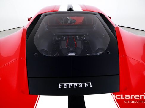 Used 2020 Ferrari 488 Pista Coupe RWD image 28