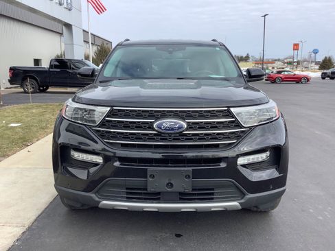 Certified 2023 Ford Explorer XLT w/ Equipment Group 202A image 2