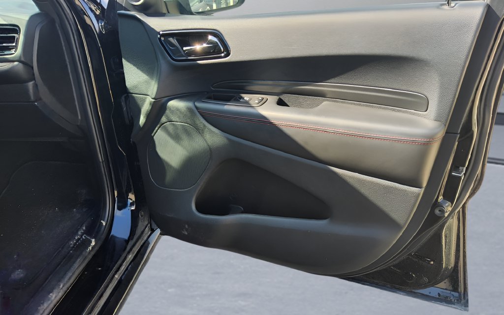Used 2023 Dodge Durango GT AWD/4WD image 44