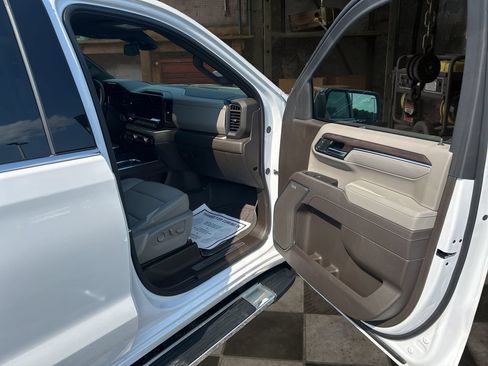 Certified 2025 GMC Sierra 1500 SLT w/ SLT Premium Plus Package AWD/4WD image 20