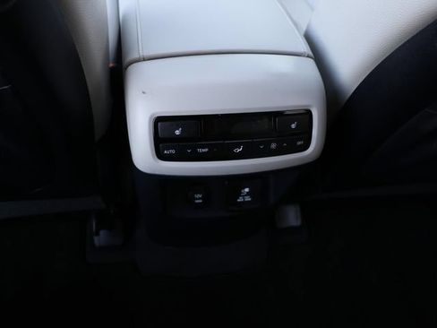 Used 2022 Hyundai Palisade SEL w/ Premium Package AWD/4WD image 16