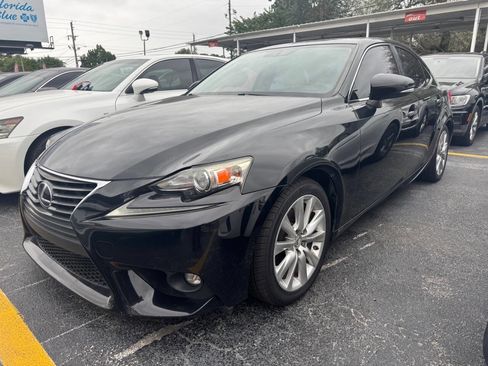 Used 2015 Lexus IS 250 image 2