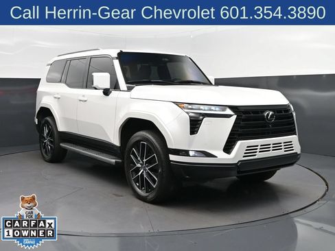 Used 2024 Lexus GX 550 w/ Accessory Package (Z1) AWD/4WD image 9