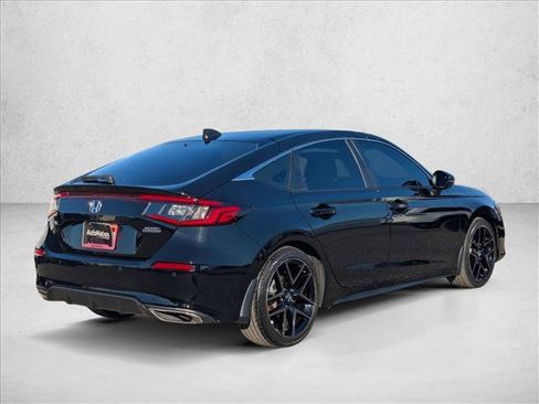 Used 2024 Honda Civic Sport Touring image 5