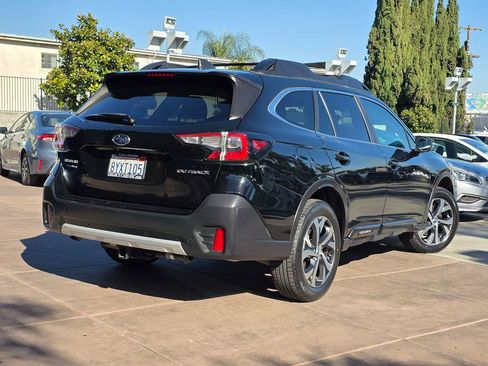 Used 2022 Subaru Outback Limited image 13