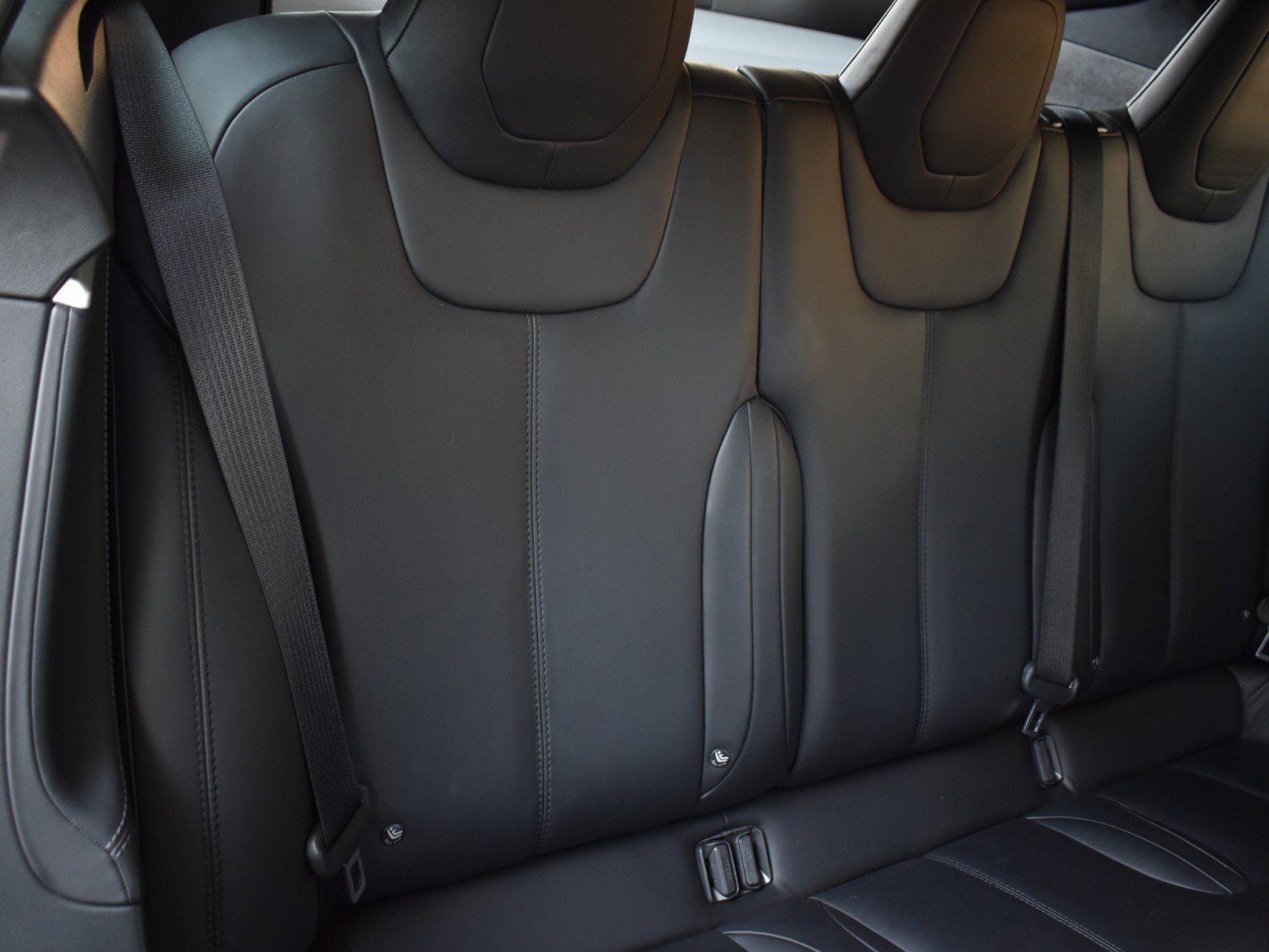 Used 2016 Tesla Model S AWD image 38
