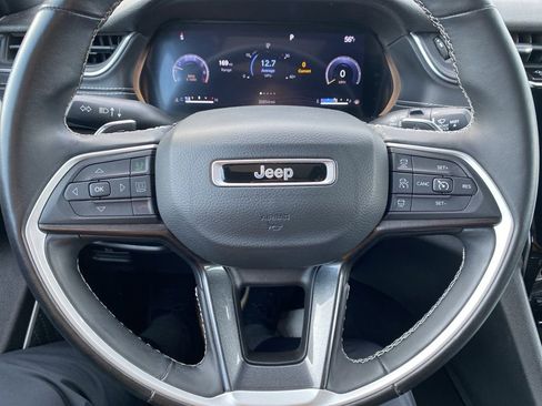 Used 2022 Jeep Grand Cherokee L Laredo AWD/4WD image 13