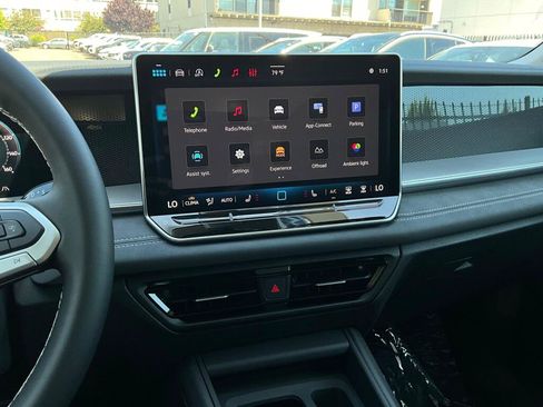 New 2026 Volkswagen Tiguan SE AWD/4WD image 17