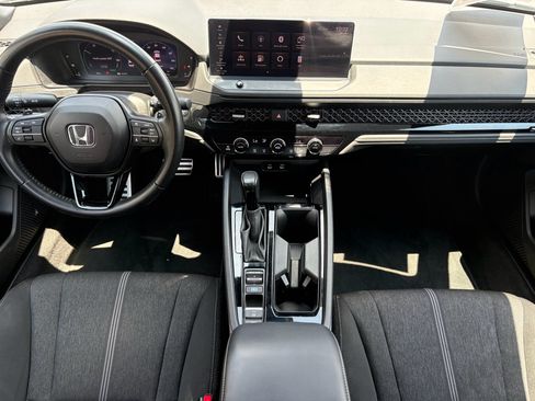 Used 2023 Honda Accord Sport image 2