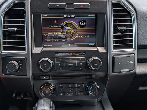Used 2015 Ford F150 XLT w/ Equipment Group 302A Luxury AWD/4WD image 23