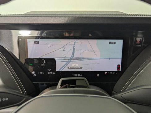 Used 2025 GMC Yukon XL AT4 Ultimate image 12