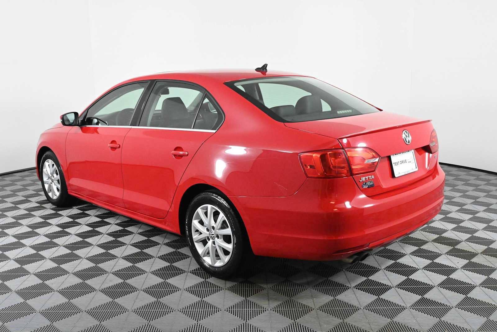 Used 2014 Volkswagen Jetta SE FWD image 5