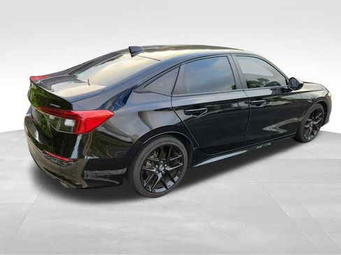 Used 2023 Honda Civic Sport image 13