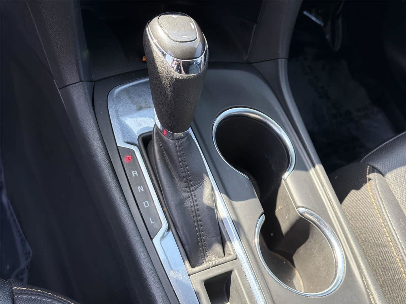 Used 2021 Chevrolet Equinox Premier FWD image 18