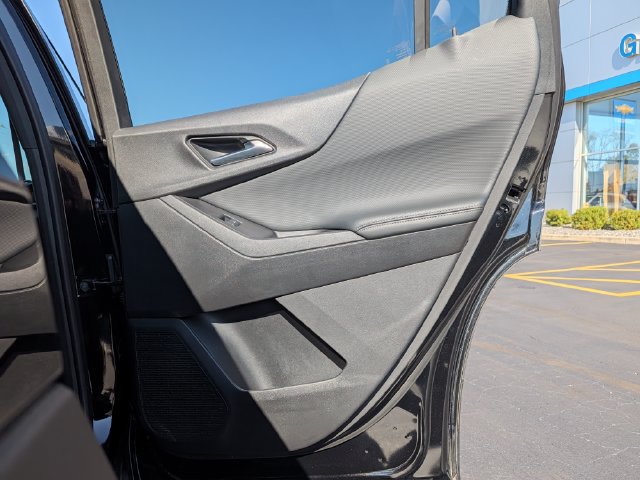 Used 2025 Chevrolet Equinox LT FWD image 18