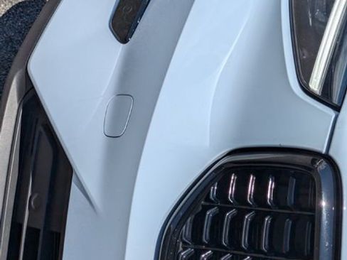 Certified 2026 Volvo XC40 B5 Plus AWD/4WD image 13