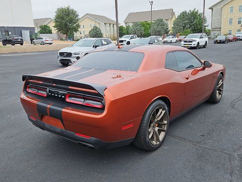 Used 2023 Dodge Challenger SRT Hellcat RWD image 5