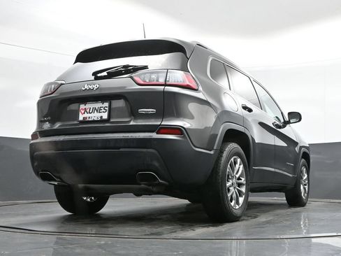 Used 2021 Jeep Cherokee Latitude Lux w/ Comfort/Convenience Group AWD/4WD image 42