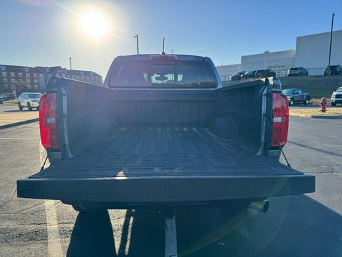 Used 2022 Chevrolet Colorado ZR2 image 6