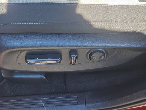 Certified 2025 Honda CR-V EX image 20