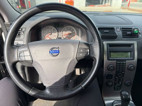 Used 2007 Volvo V50 T5 AWD/4WD image 3