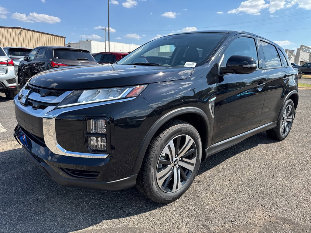 New 2027 Mitsubishi Outlander Sport SE FWD image 3