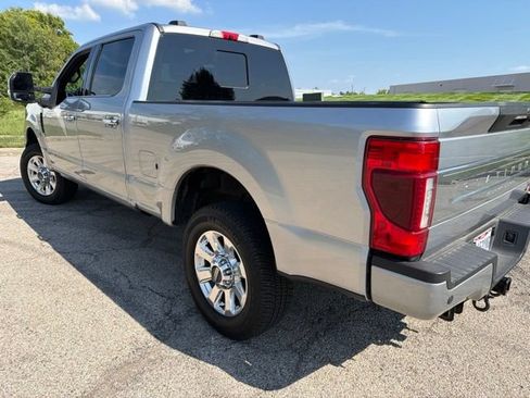 Used 2021 Ford F250 Platinum AWD/4WD image 3